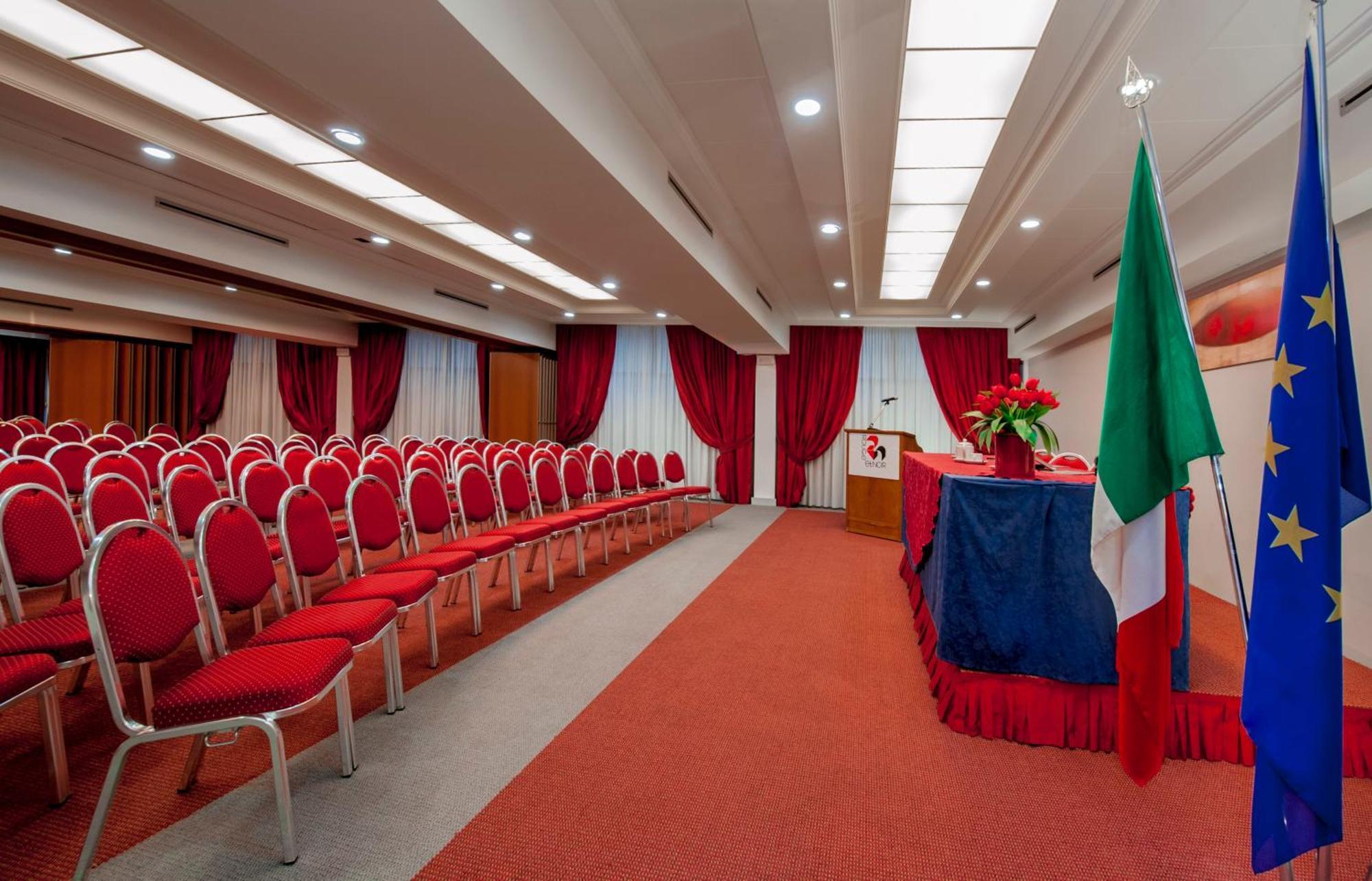 רומא Quality Hotel Rouge Et Noir מראה חיצוני תמונה